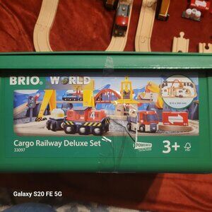 Brio World Cargo Railway Deluxe Set 33097
